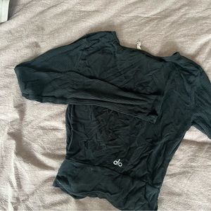 authentic alo yoga long sleeve black top